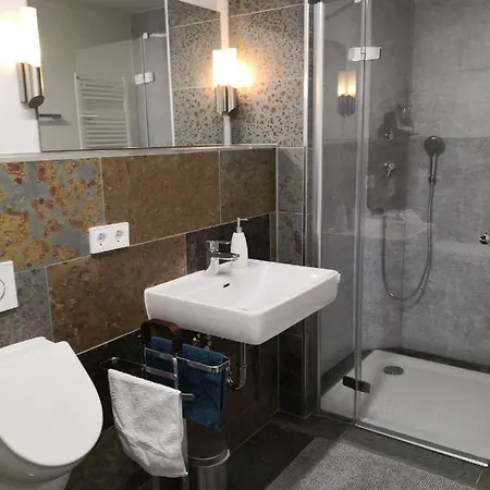 ****exklusiv-terrassen-ferienwohnung